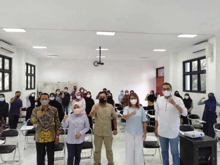 FKM Untad Gelar Kuliah Pakar Tentang Bencana