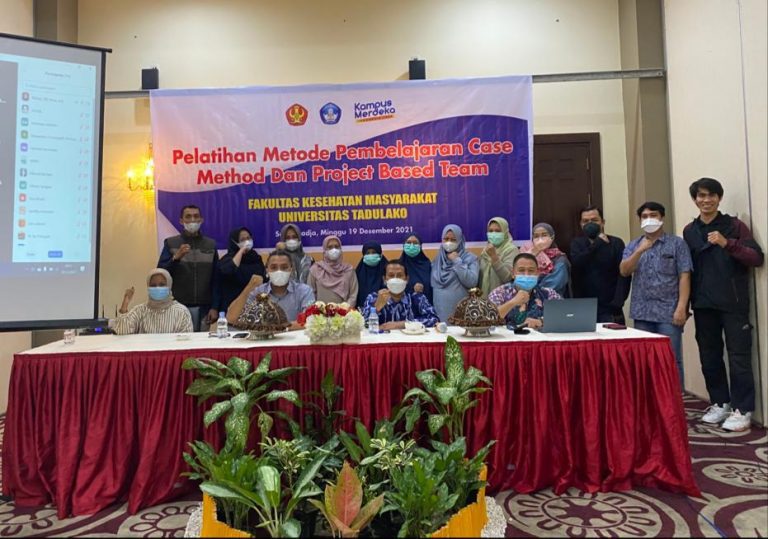FKM Untad Beri Pelatihan Dosen dan Staf