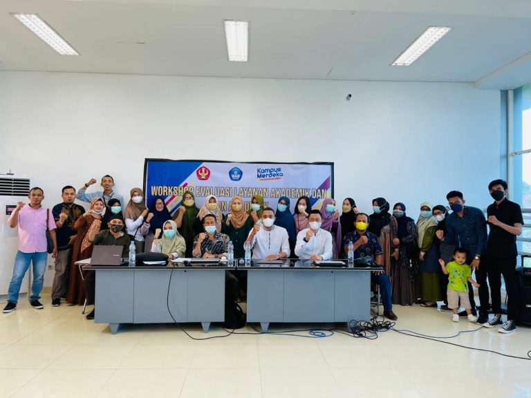 FKM Untad Evaluasi Layanan Akademik dan Non Akademik