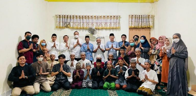 FKM Untad Buka Puasa Bersama di Panti Asuhan Al-Muhajirin