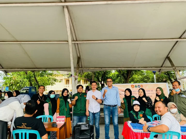 Hadir Untuk Masyarakat Prodi Gizi FKM Untad Lakukan Pemeriksaan Kesehatan Gratis