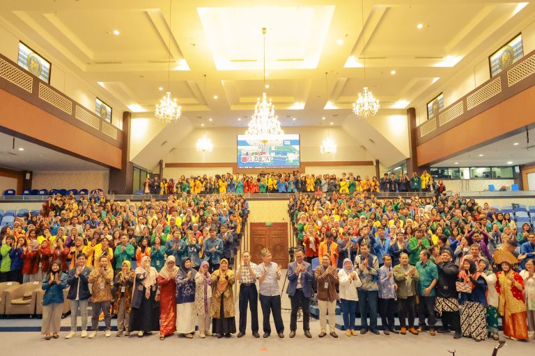 PENGALAMAN MENARIKKU KULIAH DI UNAIR