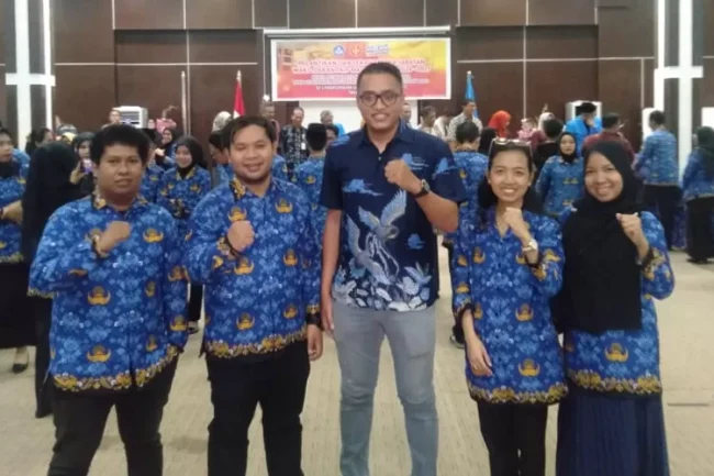 Dosen PPPK FKM Untad Lakukan Penandatanganan Perjanjian Kerja dan Pengambilan Sumpah