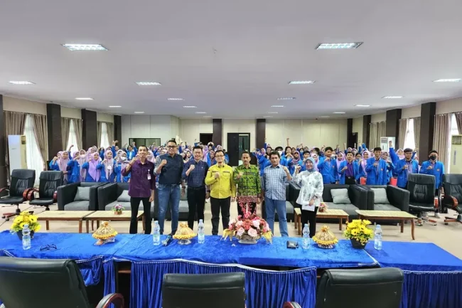 FKM Untad Gelar Sosialisasi MBKM, Mahasiswa Sangat Antusias