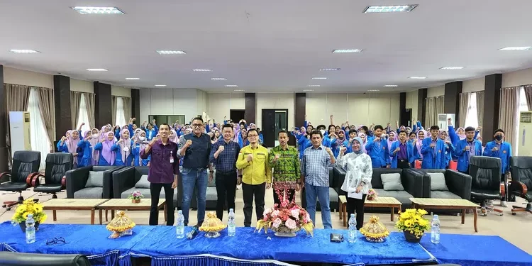 FKM Untad Gelar Sosialisasi MBKM, Mahasiswa Sangat Antusias