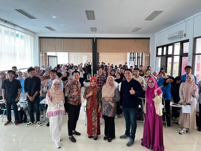 FKM Gelar Workshop Public Speaking dengan Tema “Speak to Inspire: Keterampilan Berbicara untuk Generasi Pemimpin