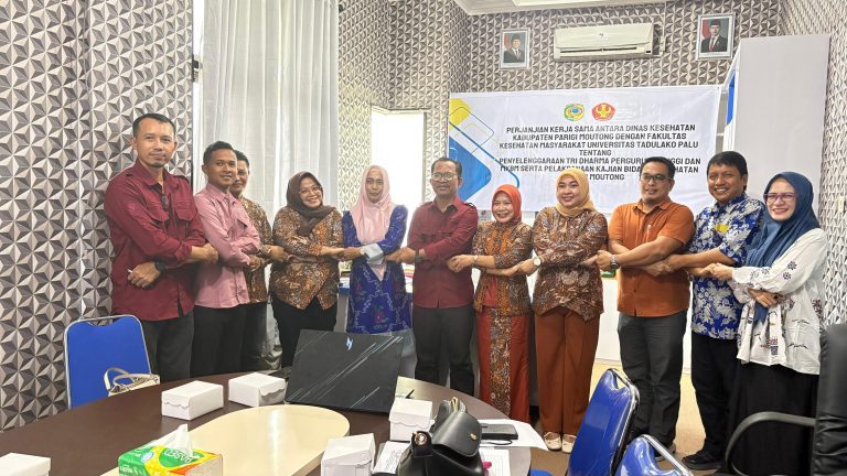 PKS FKM UNTAD dan Dinas Kesehatan Kabupaten Parigi Moutong